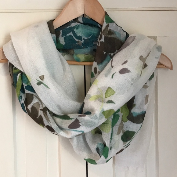 LORO PIANA CASHMERE/SILK SCARF/WRAP - Picture 11 of 12